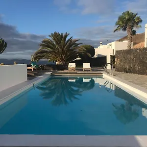  Villa V España